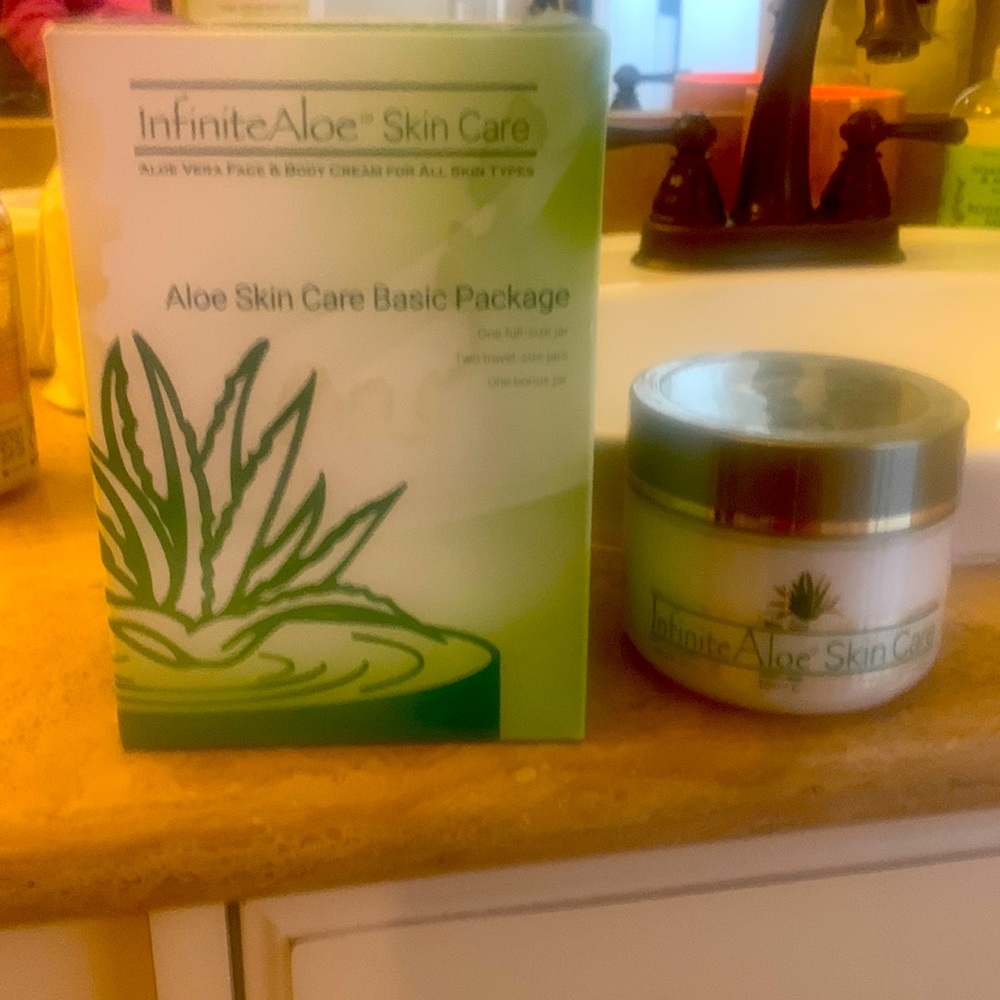 Infinite aloe skin care.  Aloe skins care basics.